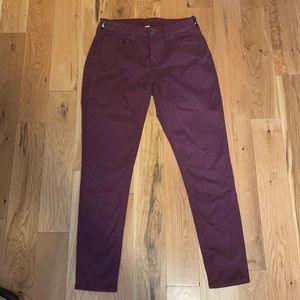 True Religion Jennie Curvy Mid Rise Skinny Size 28